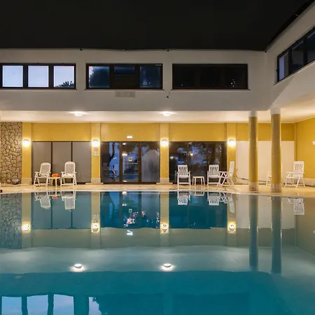 De Aparthotel 4*