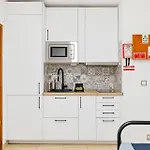 De 4*