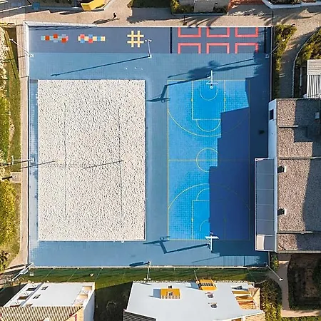 מלון דירות De 4*