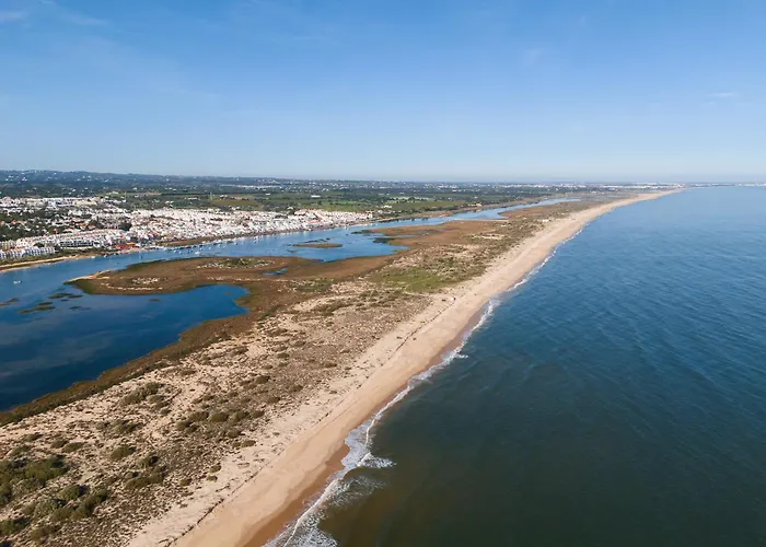 De מלון דירות