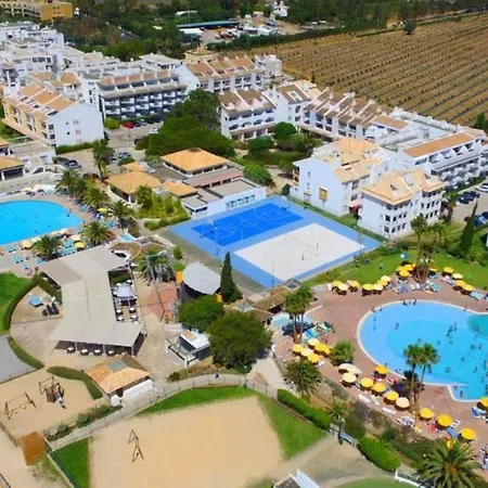 Aparthotel Golden Club - *